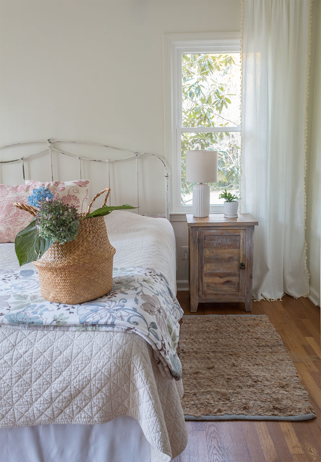 How To Give Night Stands A Fabulous Rustic Smoky Look – Nooks In Bloom